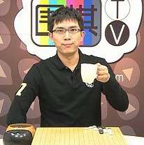 棋界男神，人称“东哥”。2001-2010年间，6次参加围甲联赛。2010年后逐渐转向教学及普及工作。现已成为围棋TV当红男主播。