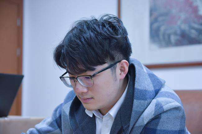 廖元赫，中国围棋职业棋手，2000年12月出生，四川省仁寿县青岗乡人
